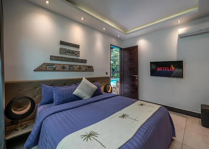 Marlon - Sleek & Sophisticated 3 Bedroom In * Семиньяк