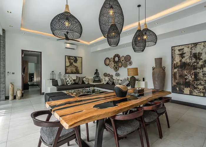 Вилла Marlon - Sleek & Sophisticated 3 Bedroom In Семиньяк